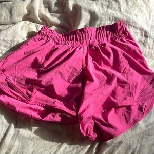 Lululemon sonic pink hotty hots